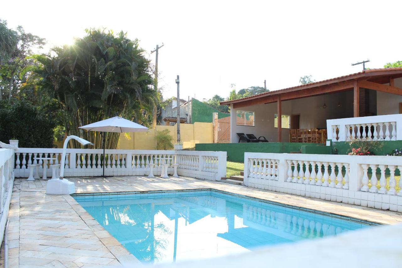 Linda Chacara Em Condominio Fechado Com Wifi De 300Mb - Atibaia Bagian luar foto